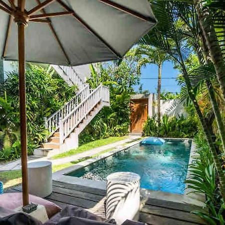 Kubu Guest House Seminyak  Luaran gambar
