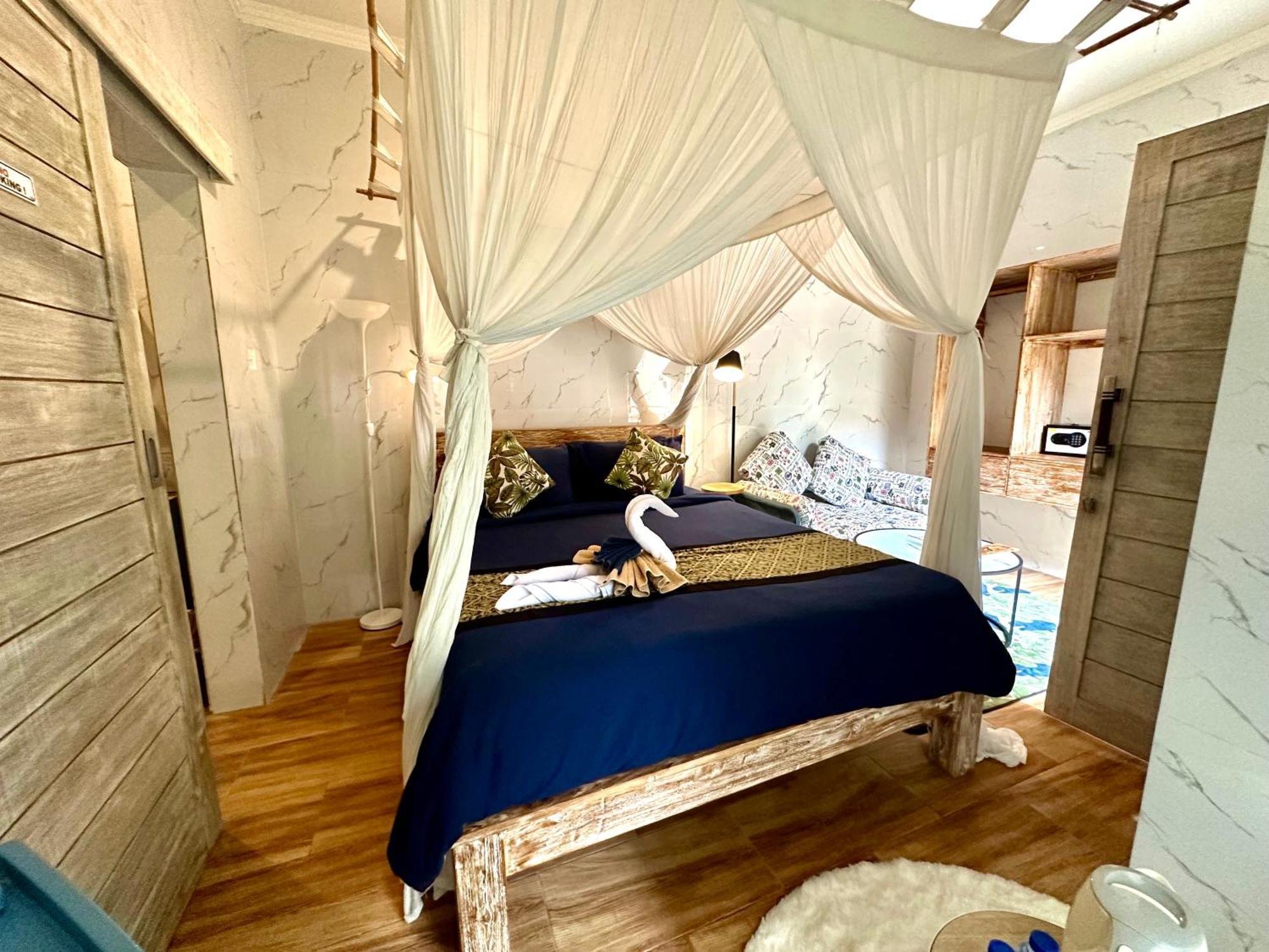 Kubu Guest House Seminyak  Luaran gambar