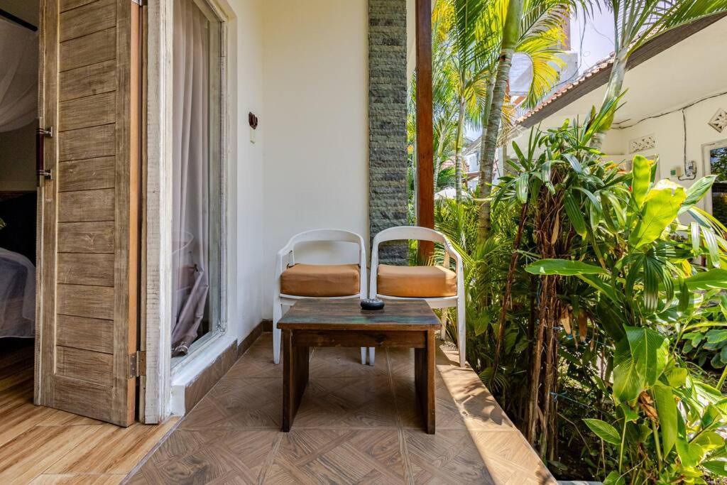 Kubu Guest House Seminyak  Luaran gambar