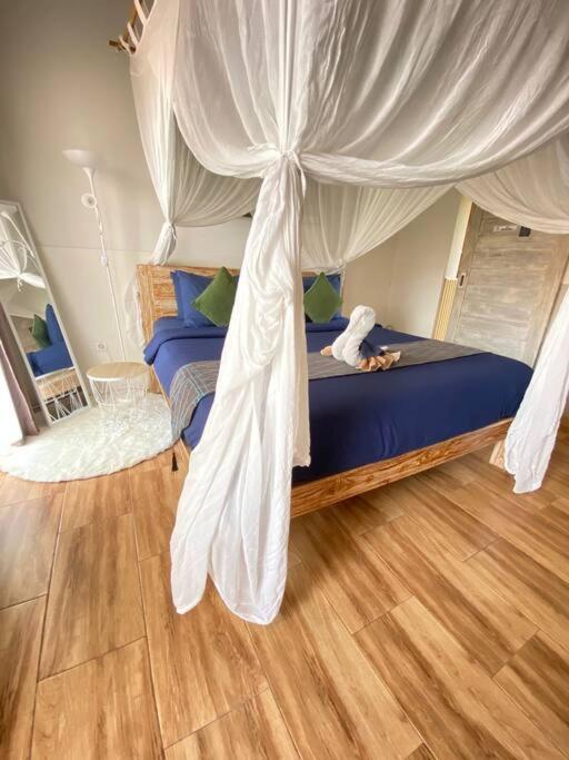 Kubu Guest House Seminyak  Luaran gambar
