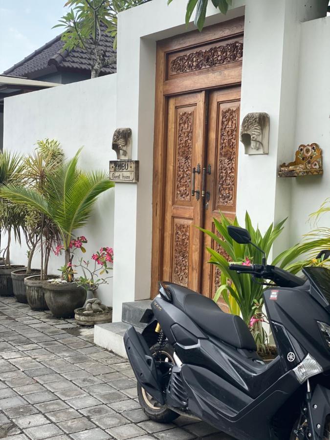 Kubu Guest House Seminyak  Luaran gambar